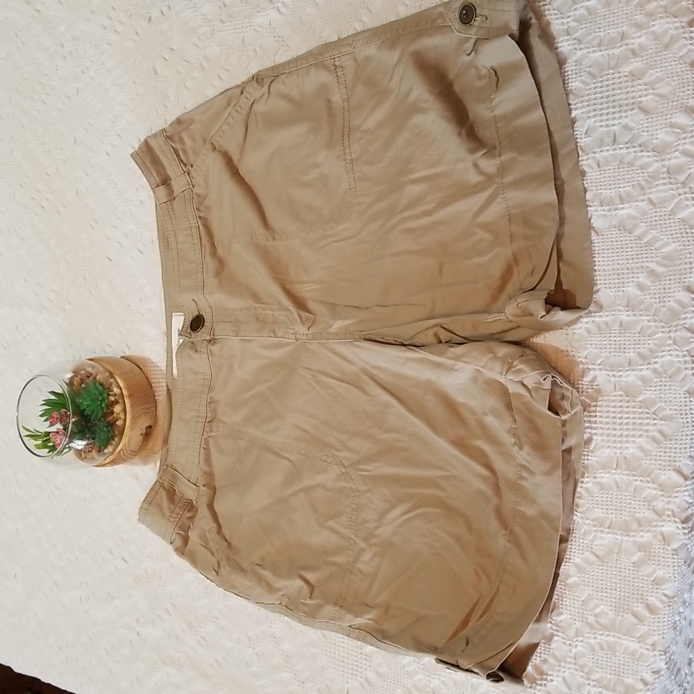 Croft&Barrow Stretch Women Tan Shorts Size 12